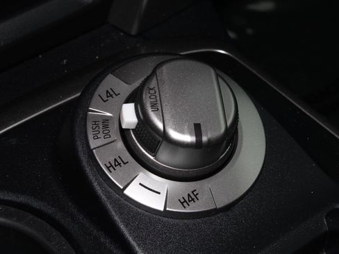 Used 2024 Toyota 4Runner Limited image 15