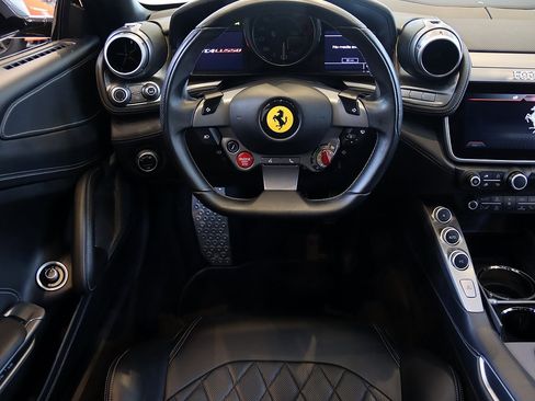 Certified 2017 Ferrari GTC4Lusso image 6