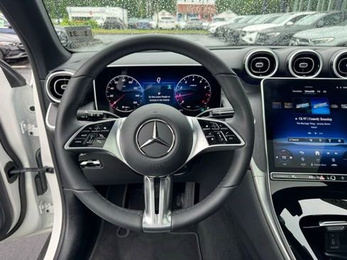 Used 2026 Mercedes-Benz GLC 300 4MATIC image 14