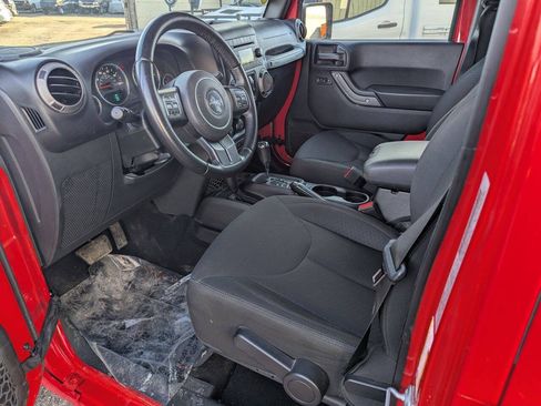 Used 2017 Jeep Wrangler Unlimited Sport w/ Quick Order Package 24S AWD/4WD image 13