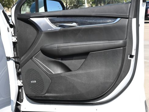 Used 2023 Cadillac XT5 Premium Luxury image 26