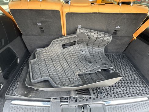 Certified 2025 Jeep Grand Wagoneer Series III w/ Quick Order Packagew 28T AWD/4WD image 21