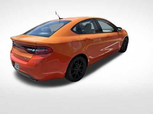Used 2015 Dodge Dart SXT w/ Sun/Sound Group FWD image 4