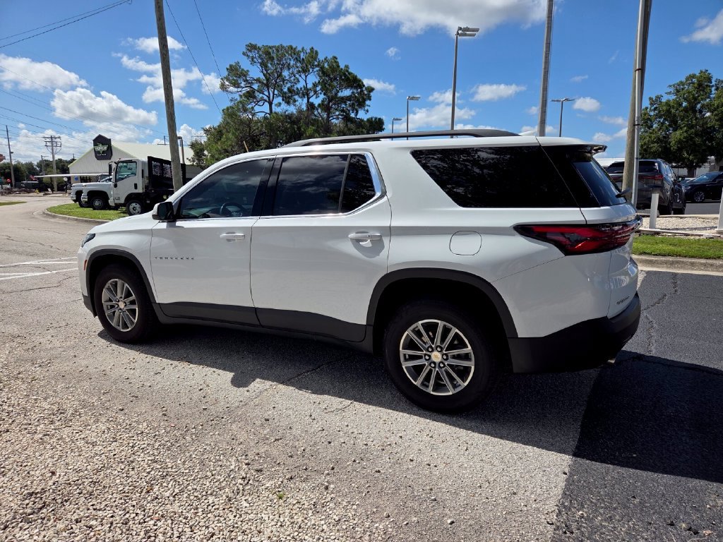 Used 2023 Chevrolet Traverse LT FWD image 10