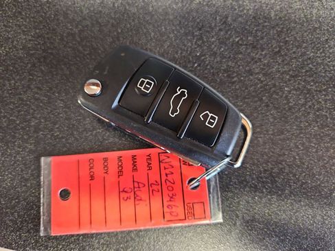 Used 2022 Audi Q3 2.0T Premium AWD/4WD image 39