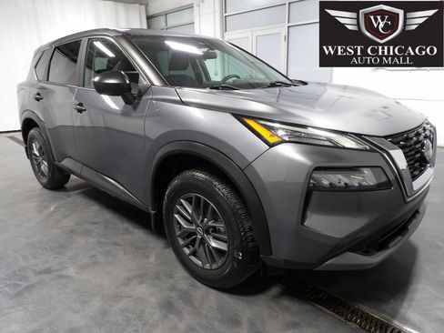 Used 2022 Nissan Rogue S FWD image 1
