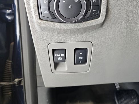 Used 2018 Ford F150 XLT w/ Equipment Group 302A Luxury image 13