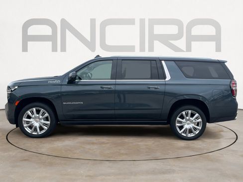 Used 2021 Chevrolet Suburban High Country AWD/4WD image 7