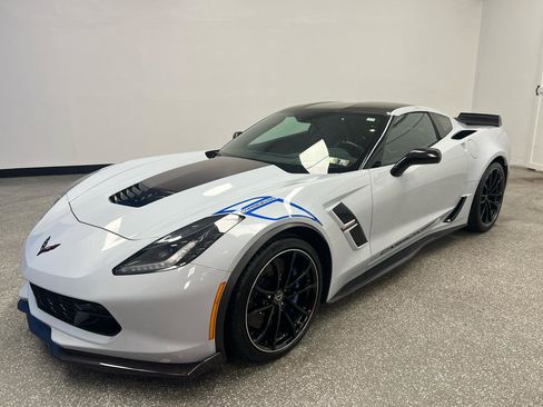 Used 2018 Chevrolet Corvette Grand Sport w/ Carbon 65 Edition RWD image 44
