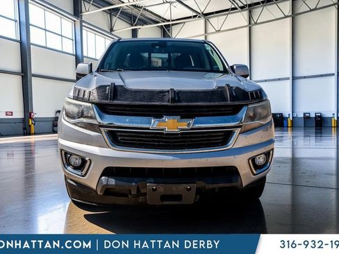 Used 2017 Chevrolet Colorado LT w/ LT Convenience Package RWD image 21