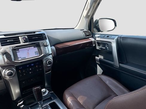 Used 2016 Toyota 4Runner Limited AWD/4WD image 28