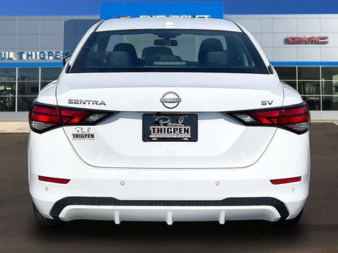 Used 2024 Nissan Sentra SV FWD image 5