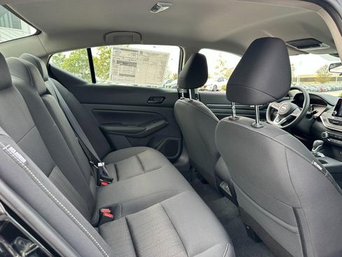 New 2025 Nissan Altima 2.5 SV image 4