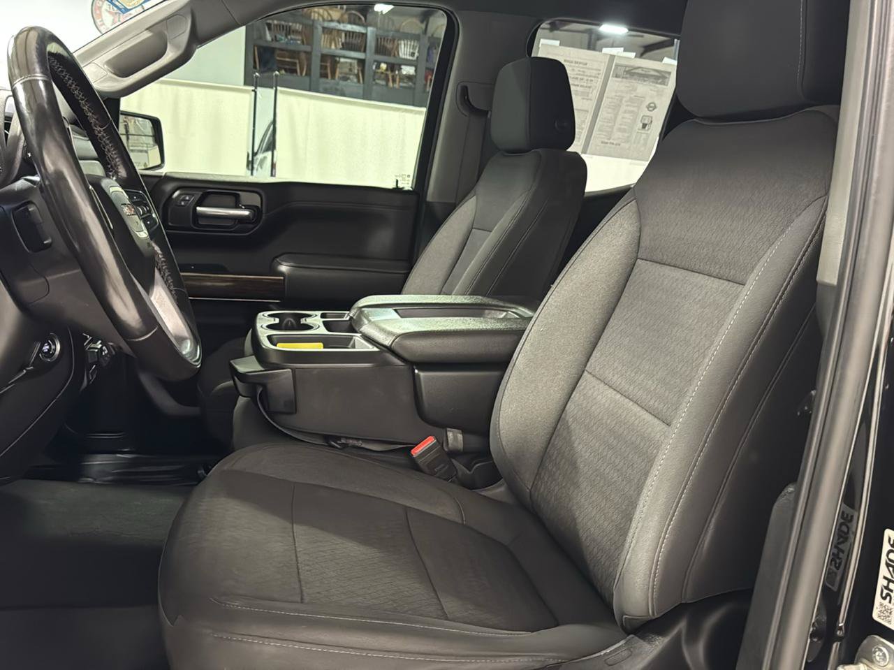 Used 2021 GMC Sierra 1500 SLE w/ X31 Off-Road Package AWD/4WD image 19