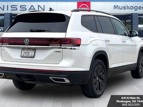 Used 2026 Volkswagen Atlas SE AWD/4WD image 5