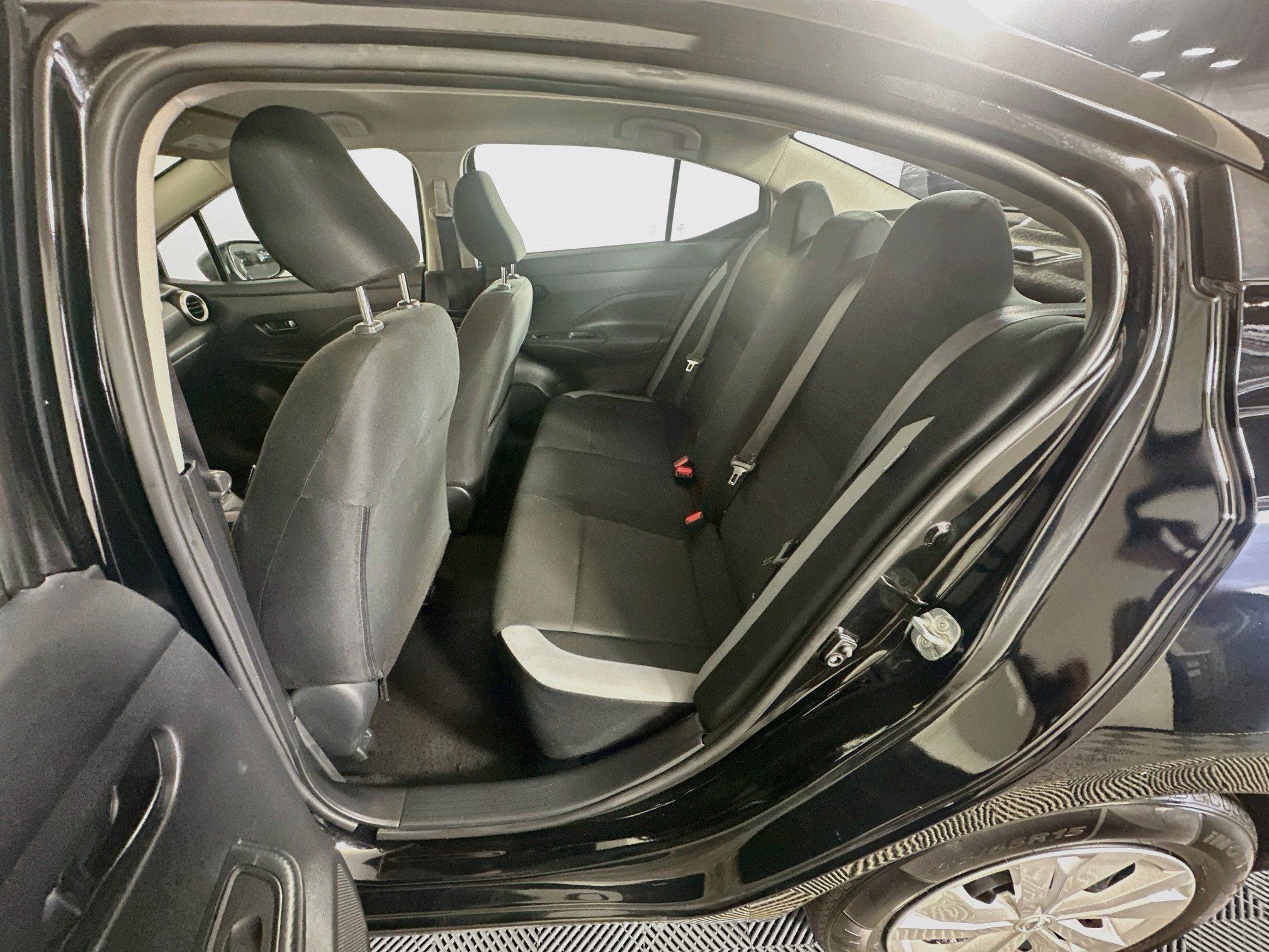 Used 2025 Nissan Versa S FWD image 25