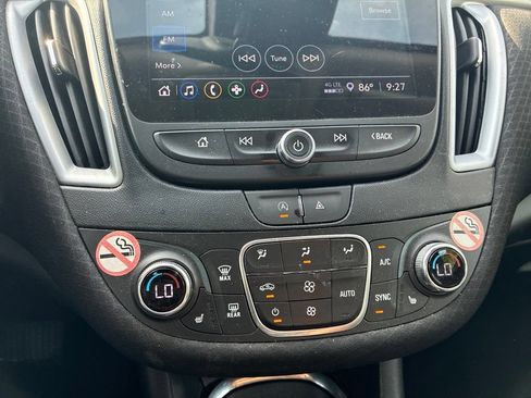 Used 2023 Chevrolet Malibu LT FWD image 22
