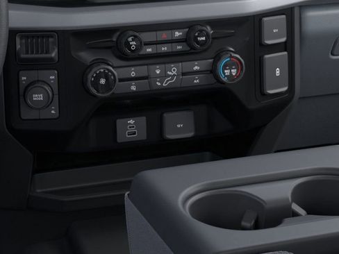 New 2026 Ford F550 4x4 SuperCab Super Duty image 17