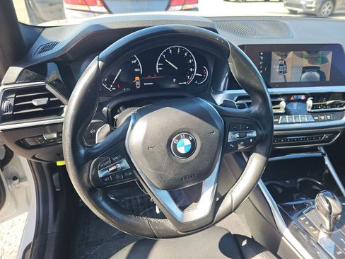 Used 2019 BMW 330i Sedan w/ Convenience Package RWD image 16