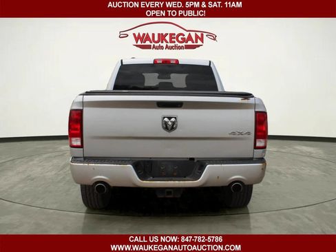 Used 2015 RAM 1500 Express AWD/4WD image 6