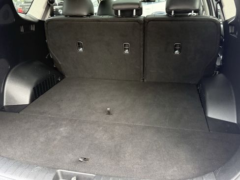Used 2019 Hyundai Santa Fe Limited FWD image 33