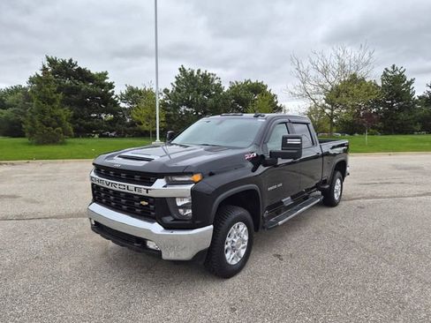 Used 2022 Chevrolet Silverado 3500 LT w/ Convenience Package AWD/4WD image 1