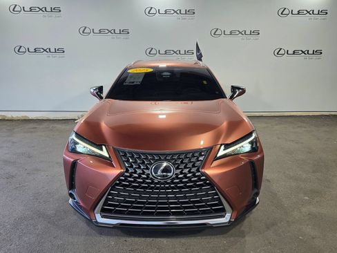 Used 2025 Lexus UX 300h FWD image 2
