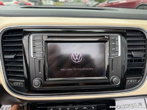 Used 2019 Volkswagen Beetle 2.0T Final Edition SEL FWD image 30