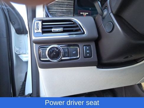 Used 2020 Lincoln Navigator L Black Label image 19