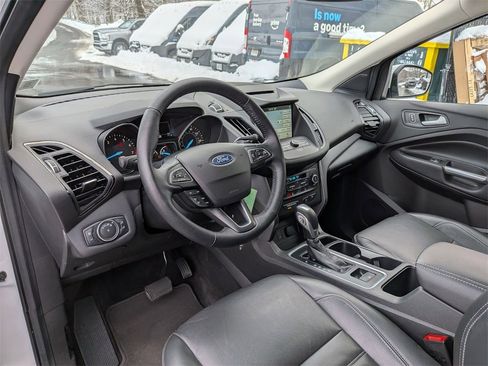Used 2018 Ford Escape SEL image 12