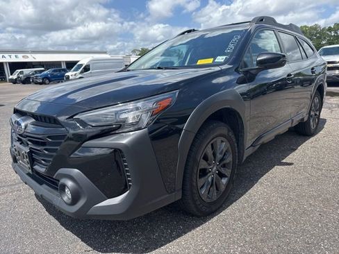Used 2024 Subaru Outback Onyx Edition image 3