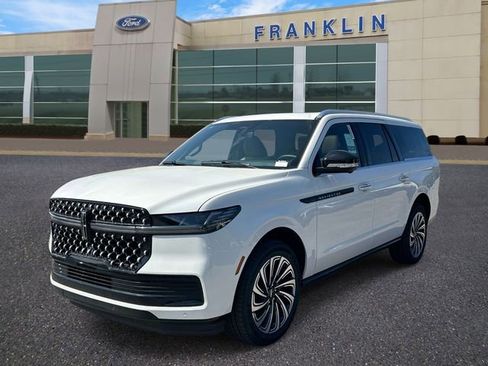 New 2026 Lincoln Navigator L Black Label image 3
