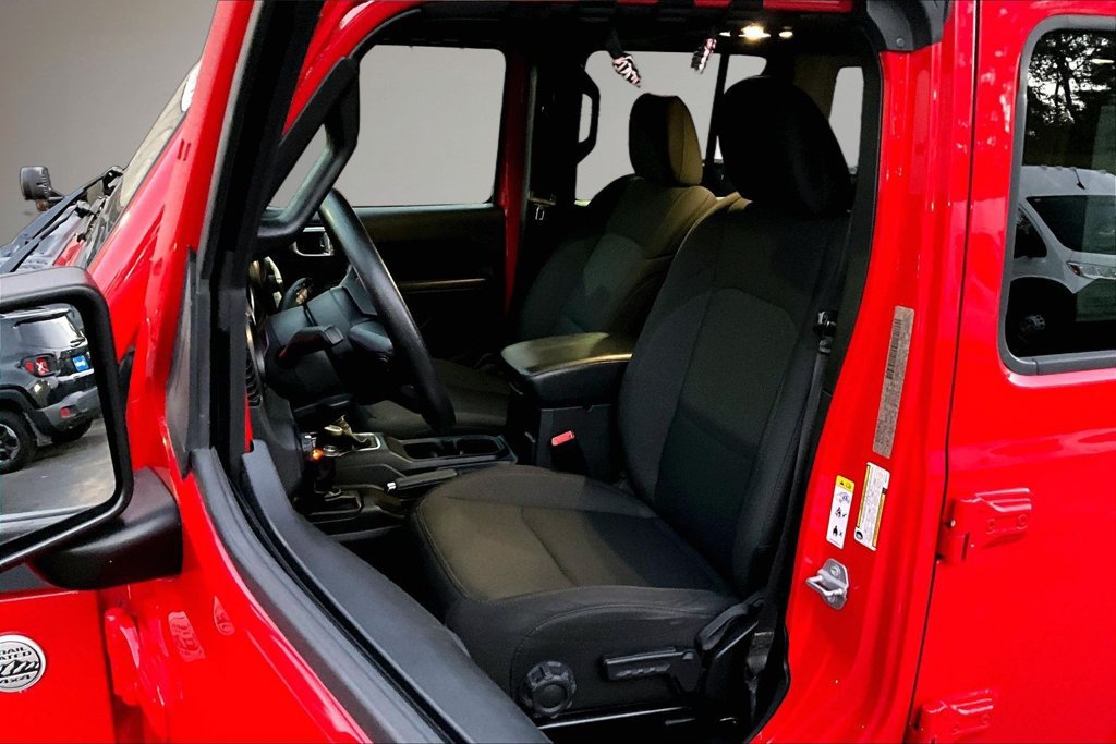 Used 2019 Jeep Wrangler Unlimited Sport AWD/4WD image 22