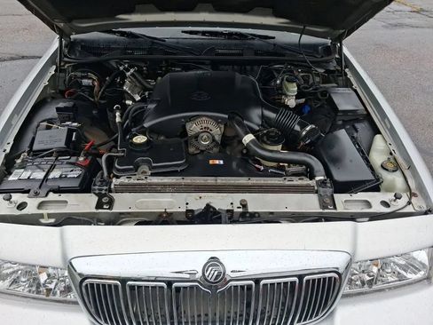 Used 2002 Mercury Grand Marquis LSE RWD image 10