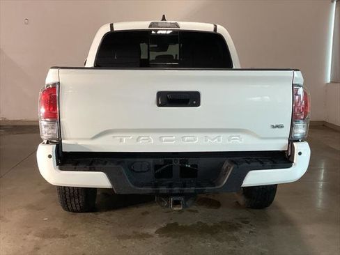 Certified 2021 Toyota Tacoma TRD Off-Road w/ Technology Package image 19