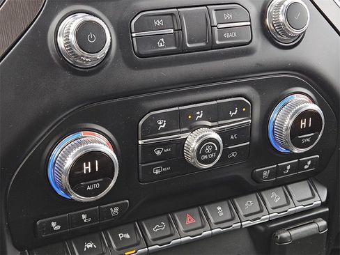 Used 2022 GMC Sierra 1500 AT4 w/ AT4 Premium Package image 20