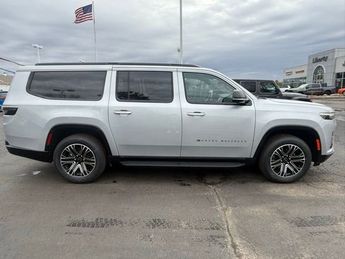 New 2026 Jeep Grand Wagoneer L 4WD w/ Premium Group I image 2