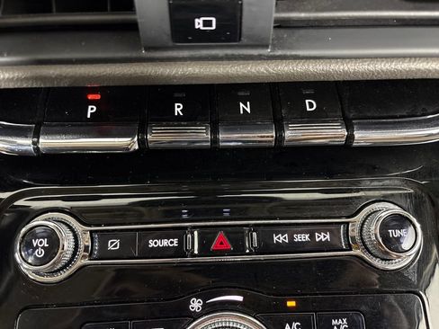 Used 2021 Lincoln Corsair FWD w/ Premium Package image 31