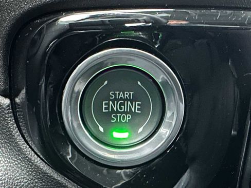 Certified 2025 GMC Sierra 2500 SLE w/ SLE Convenience Package image 35