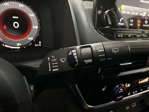 Used 2023 Nissan Rogue Platinum AWD/4WD image 37