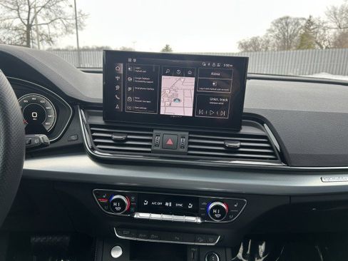 Certified 2025 Audi Q5 2.0T Premium Plus w/ Premium Plus Package image 13