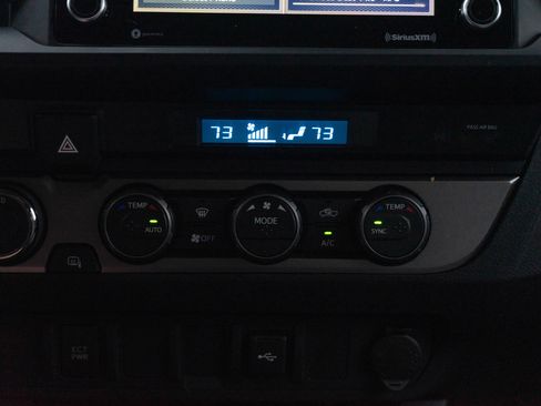 Used 2022 Toyota Tacoma SR image 15