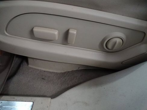 Used 2012 Buick Enclave Leather image 3