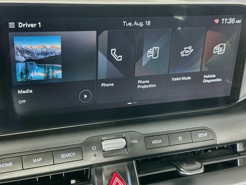 Used 2025 Kia K4 FWD image 21