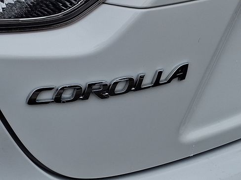 Certified 2023 Toyota Corolla LE image 29