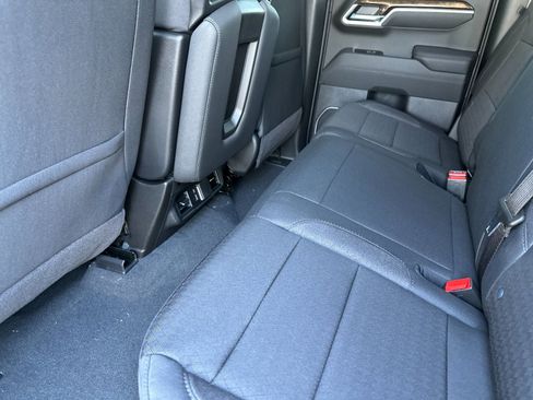 New 2026 GMC Sierra 1500 SLE w/ Preferred Package RWD image 12