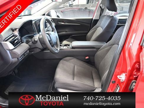 Certified 2025 Toyota Camry LE FWD image 9