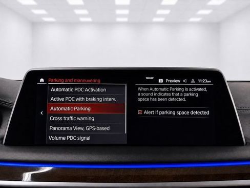 Used 2022 BMW 750i xDrive w/ Executive Package AWD/4WD image 57