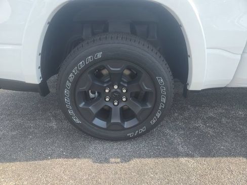 Used 2026 RAM 1500 Big Horn AWD/4WD image 9