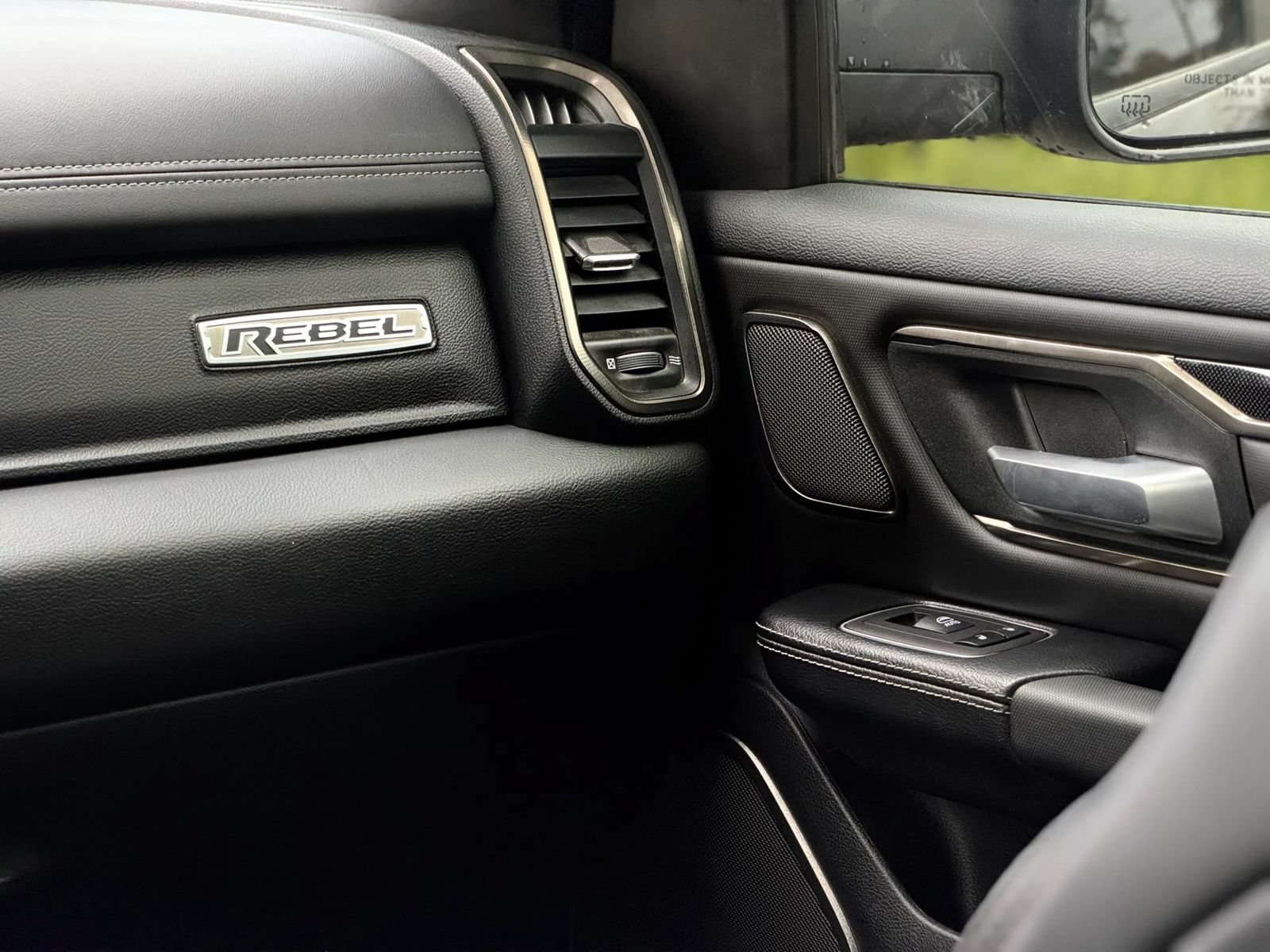 Used 2022 RAM 1500 Rebel w/ Off Road Group AWD/4WD image 18